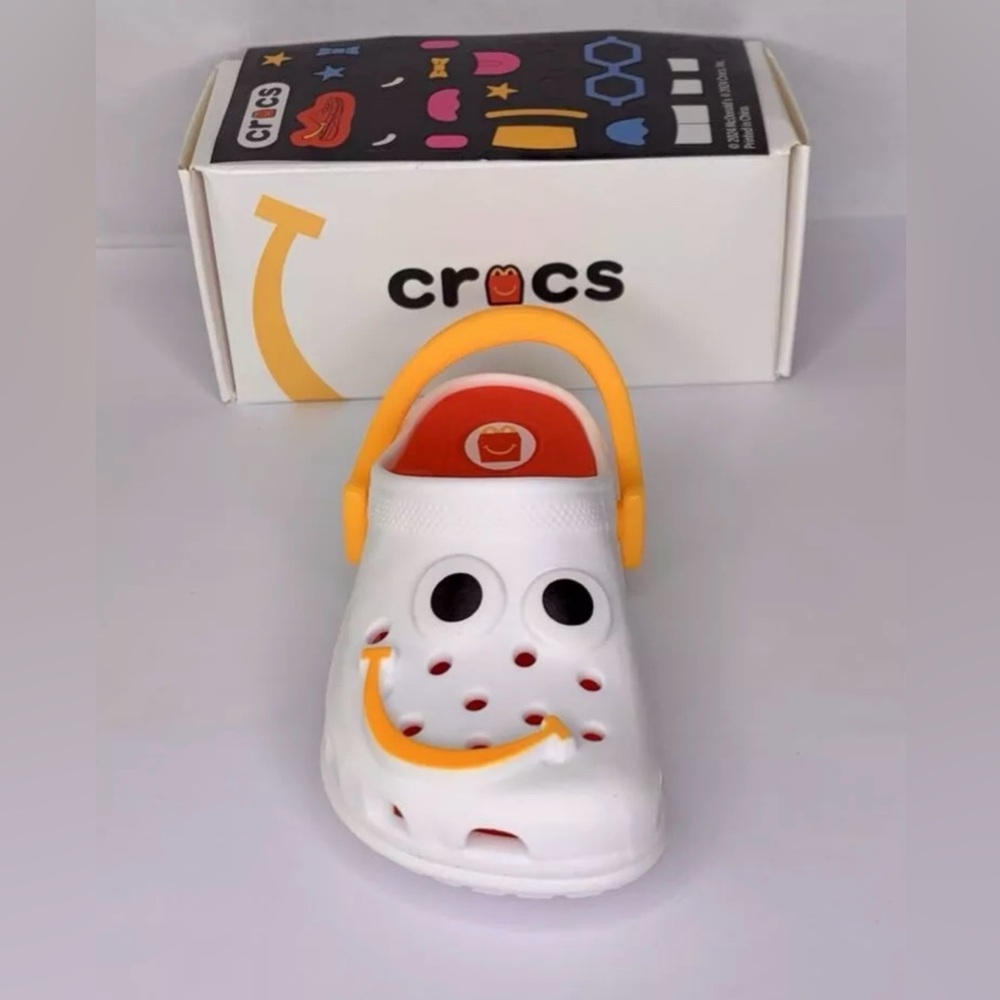 New CROCS x McDonalds #7 Kids Happy Meal White Character Toy Shoe Clip Charm🤍💛